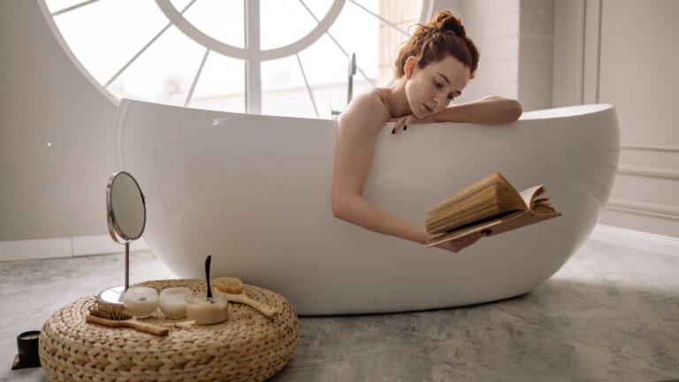 Bathtub Trends of 2023: The Ultimate Relaxation Destination