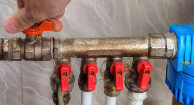 Do Bathtubs Have Shut Off Valves? How to Install?