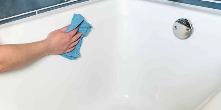 How to Clean an Acrylic Bathtub Without Scratching?