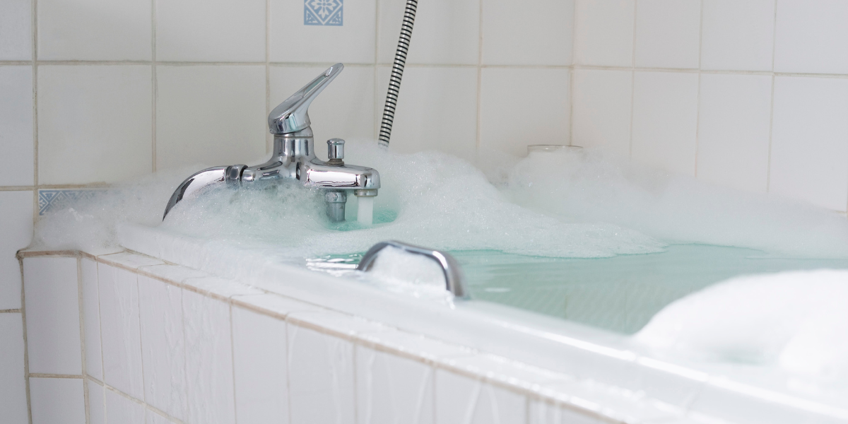 how-to-seal-off-a-bathtub-overflow